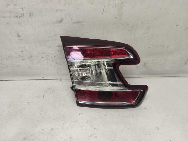 FEU ARRIERE GAUCHE RENAULT  - Vue 1